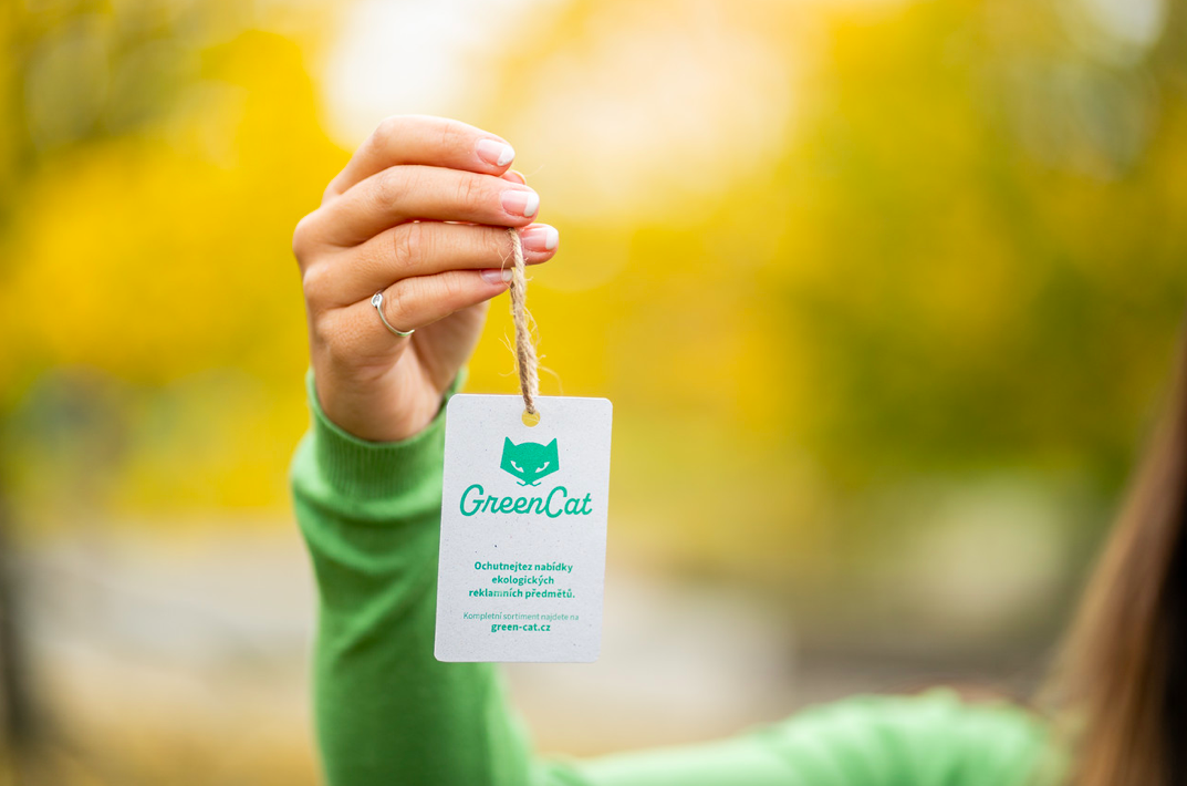 VISAČKA z recy papíru