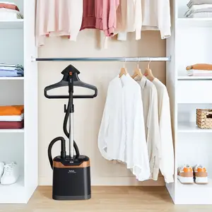 Naparovač odevov Tefal IT8480E1