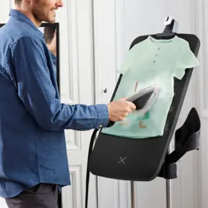 Naparovač odevov so stojanom Tefal Ixeo Power QT2028F0 čierna