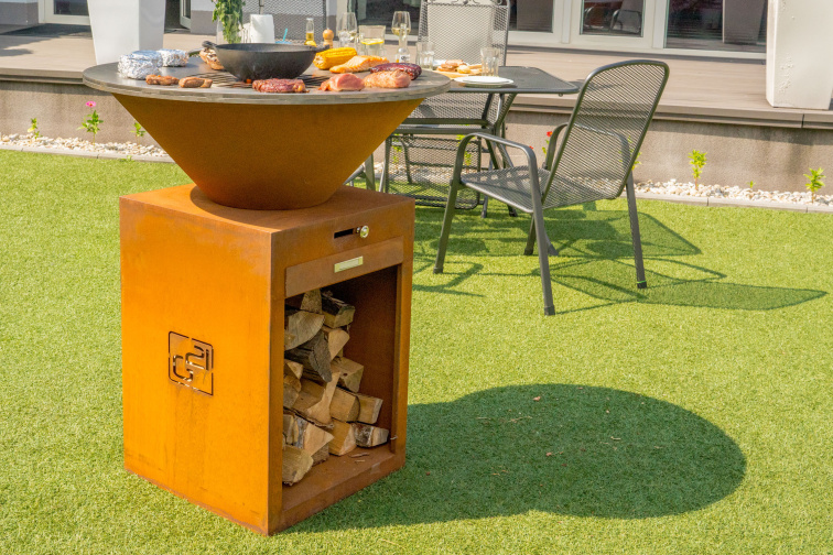 Gril G21 Oregon Black a Corten na dřevo