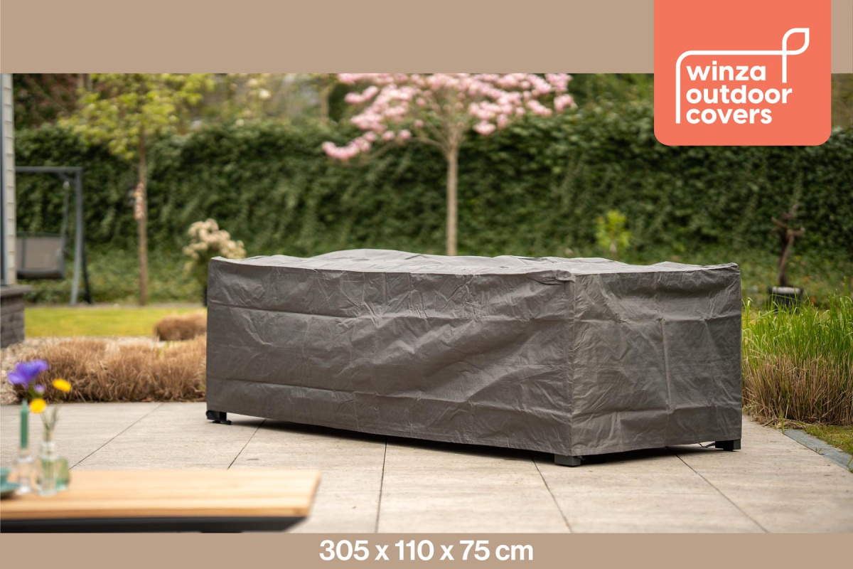 Jak zachránit svůj zahradní nábytek před deštivým „monzunem“ nejen na podzim.