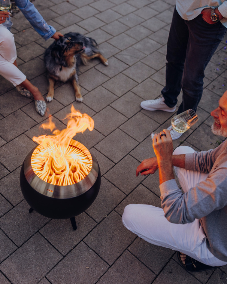 Stylové ohniště MOON na dřevo a peletky