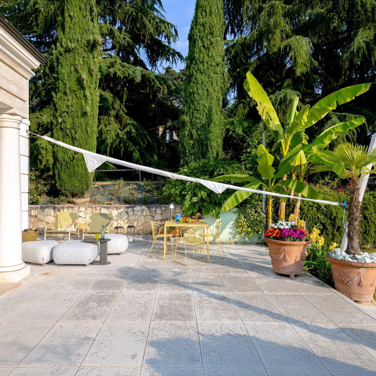 Rolovací nepromokavá plachta SOLARIA FURL trojúhelník rovnostranný