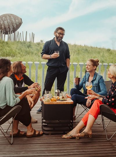 Stylové ohniště a gril CUBE na dřevo