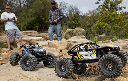 RC auto Axial Capra 4WS 1:18 4WD RTR modr?