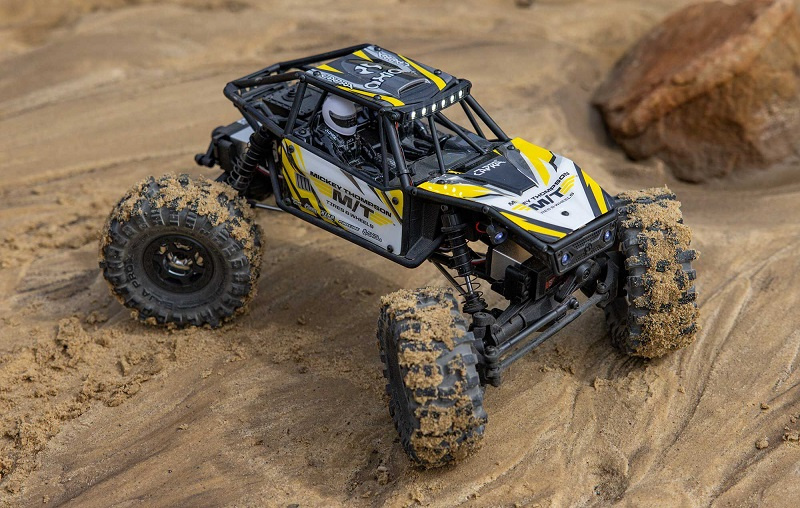 RC auto Axial Capra 4WS 1:18 4WD RTR modr?