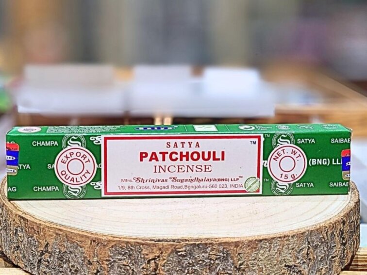 Vonné tyčinky - Satya; Patchouli