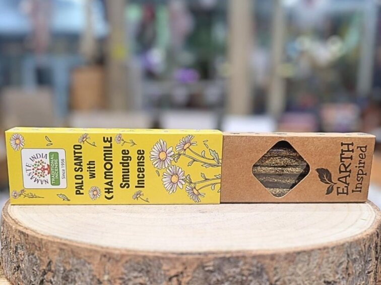 Vonné tyčinky - Namaste India; Palo Santo with Chamomile