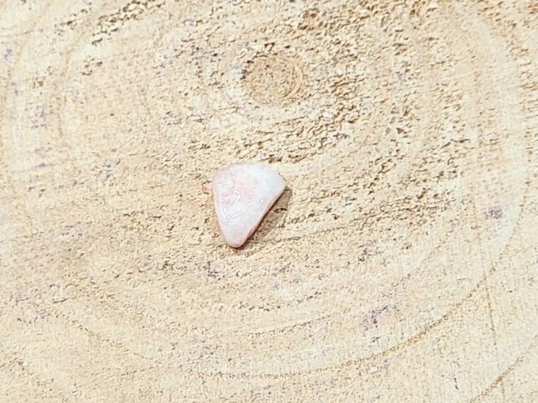 Morganit - tromlovaný kámen; 15-20mm