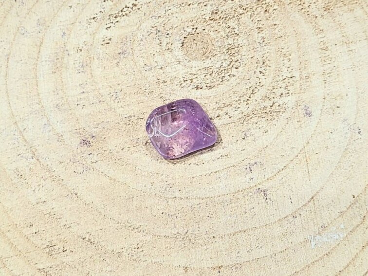 Ametrín - tromlovaný kámen; 20-40mm