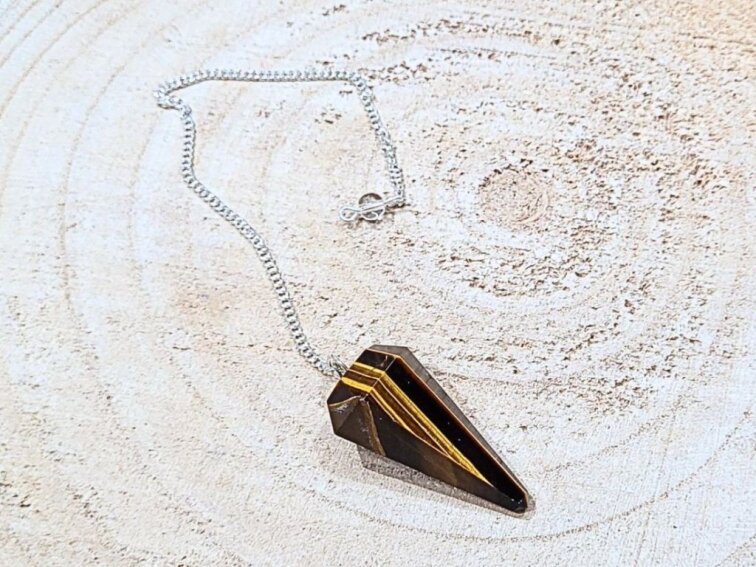 Kyvadlo – Tygří oko