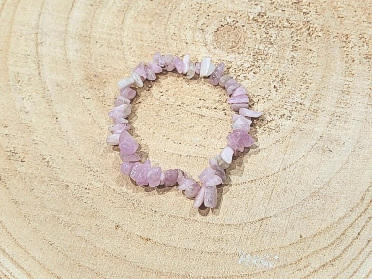 Kunzit - náramek; 5-10mm - sekaný