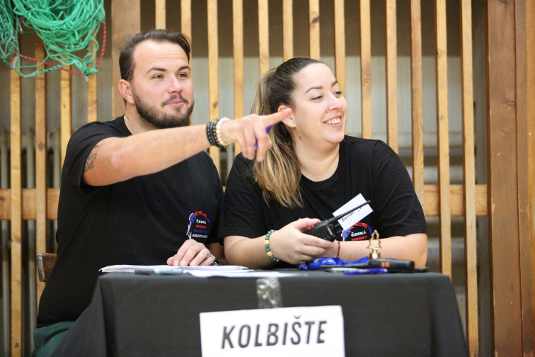 Denny – Richter und Trainer im Hobby Horsing