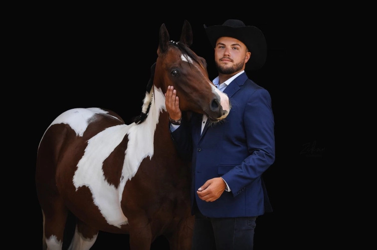Denny – Richter und Trainer im Hobby Horsing