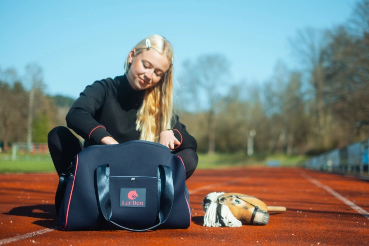 Wie läuft ein Hobby Horse Turnier ab?