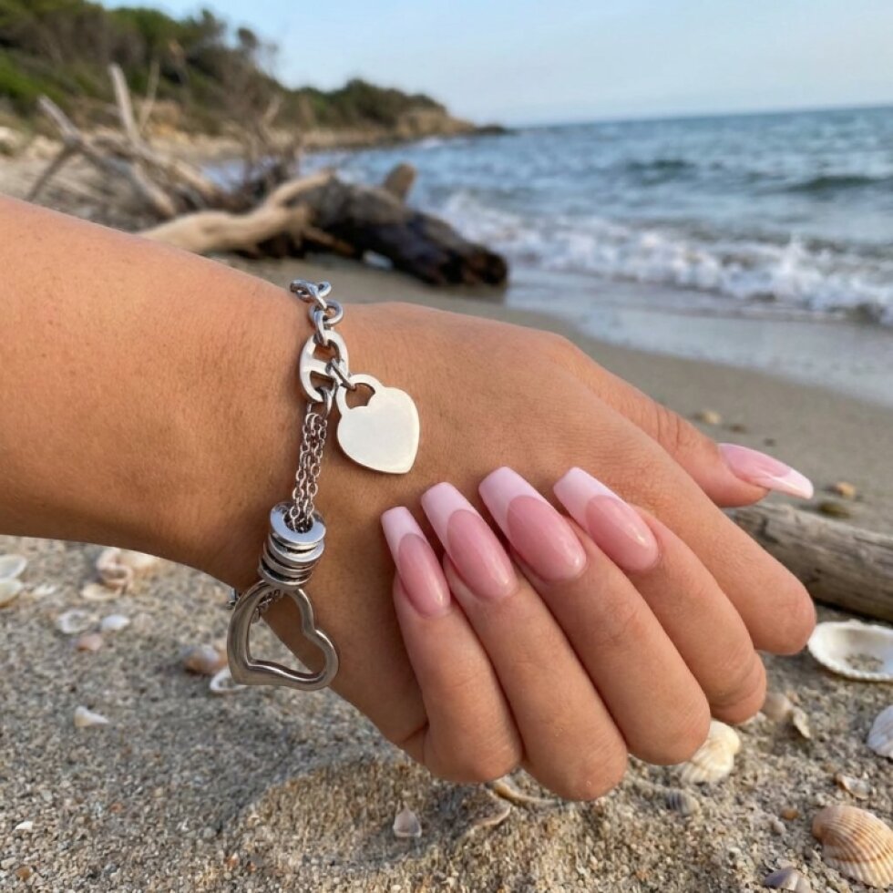 Elegantní dámský ocelový náramek srdíčka, nastavitelný obvod