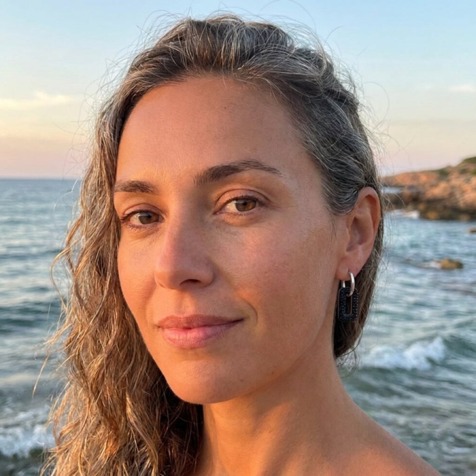 Náušnice černé obdelníčky z chirurgické oceli se zirkony