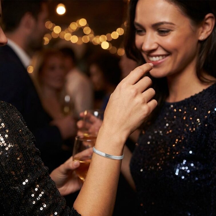 Hladký plochý nýramek z chirurgické oceli 18 cm