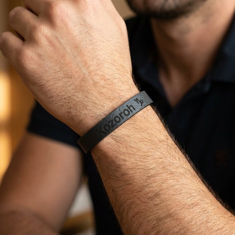 Pánský kožený náramek černý se znamením Kozoroh