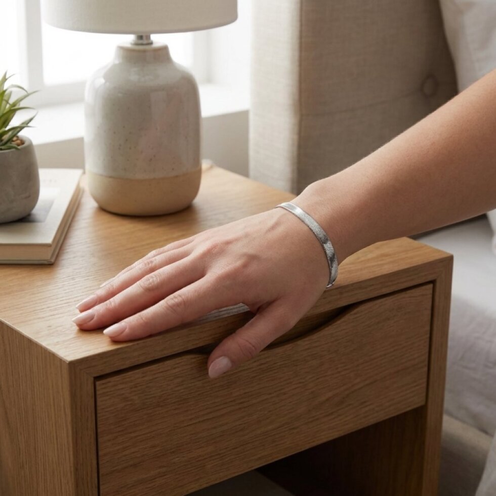 Elegantní Hladký Plochý Náramek z Chirurgické Oceli 19 cm