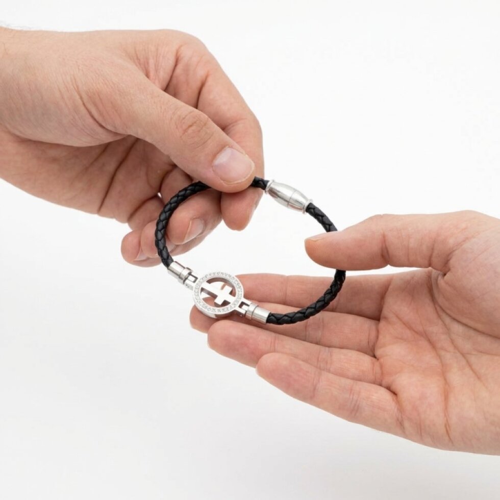 Dámsky náramek se zirkony