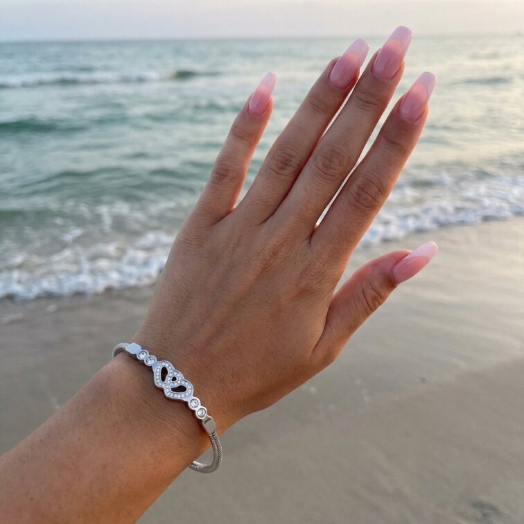 Náramek z chirurgické oceli srdíčka SL384