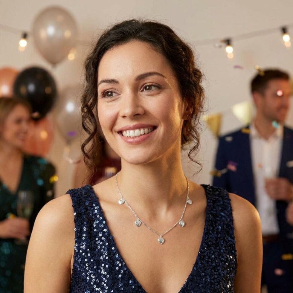 Dámský ocelový řetízek se srdíčky