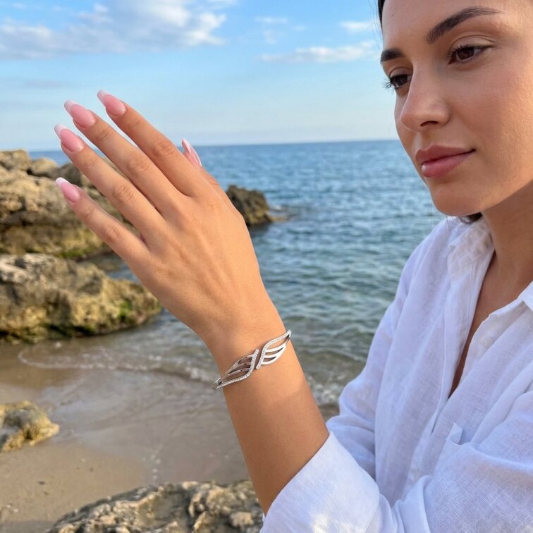 Dámský náramek z chirurgické oceli