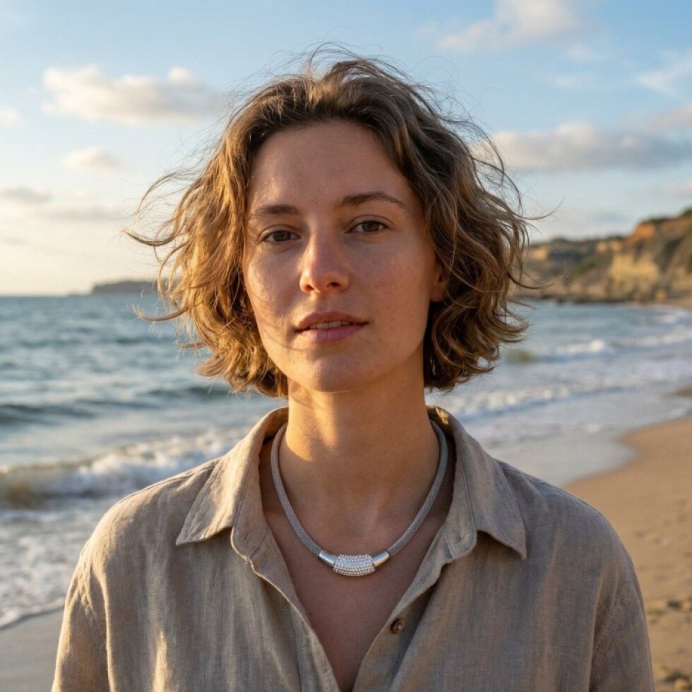 Luxusní dámský ocelový náhrdelník s krystalky