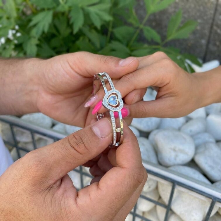 Náramek se srdíčkem GFE265