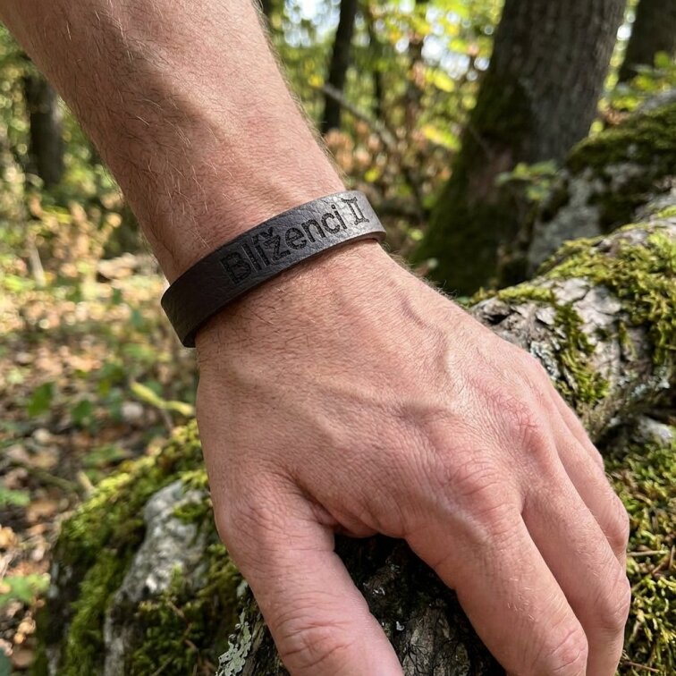 Pánský kožený náramek hnědý se znamením Blíženci