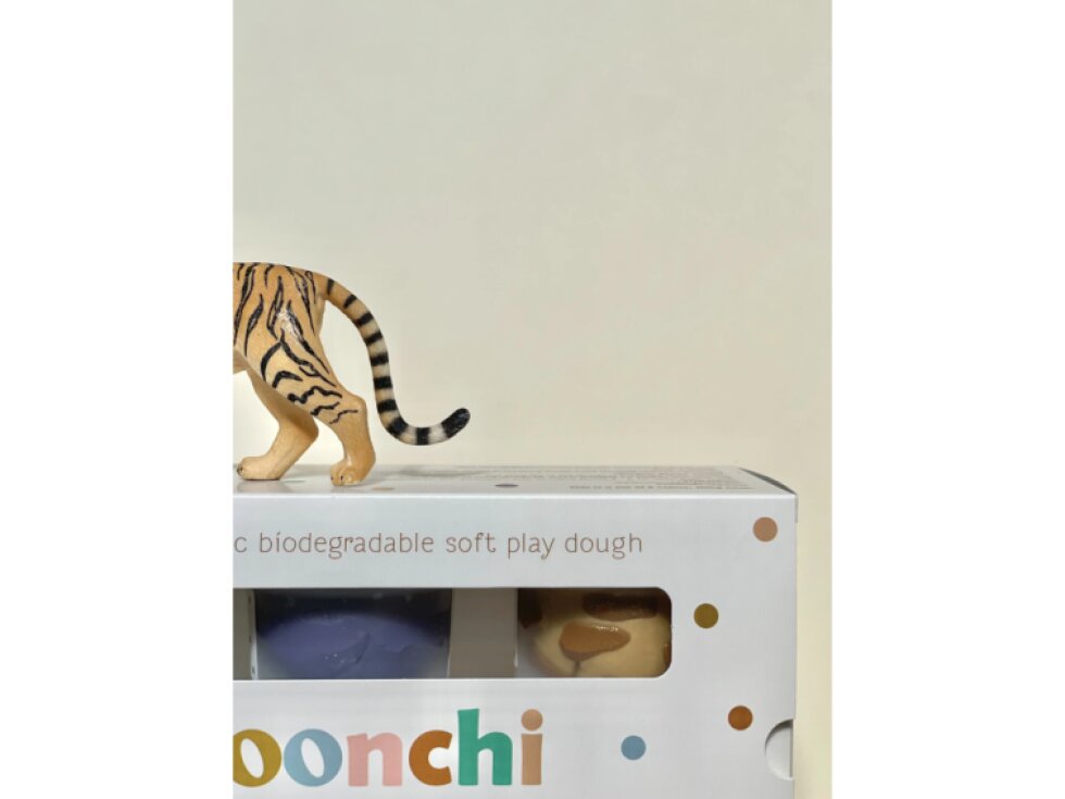 Noonchi organická modelína – Žirafa | Béžová (100g kelímek)