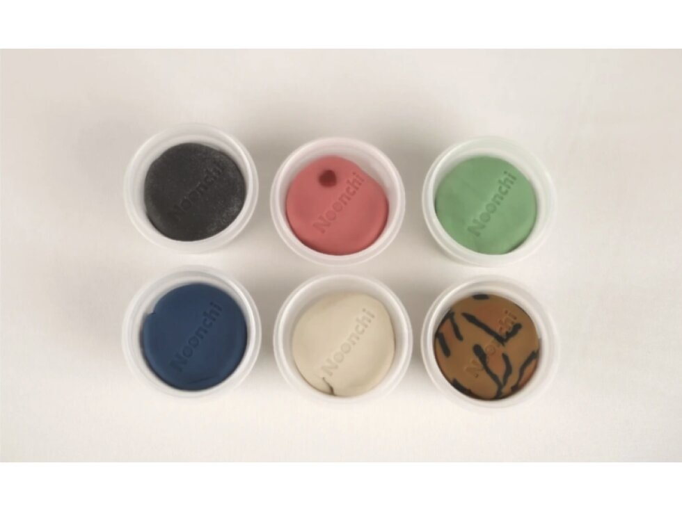 Noonchi organická modelína – zářivě modrá | MAJORELLE (100g kelímek)