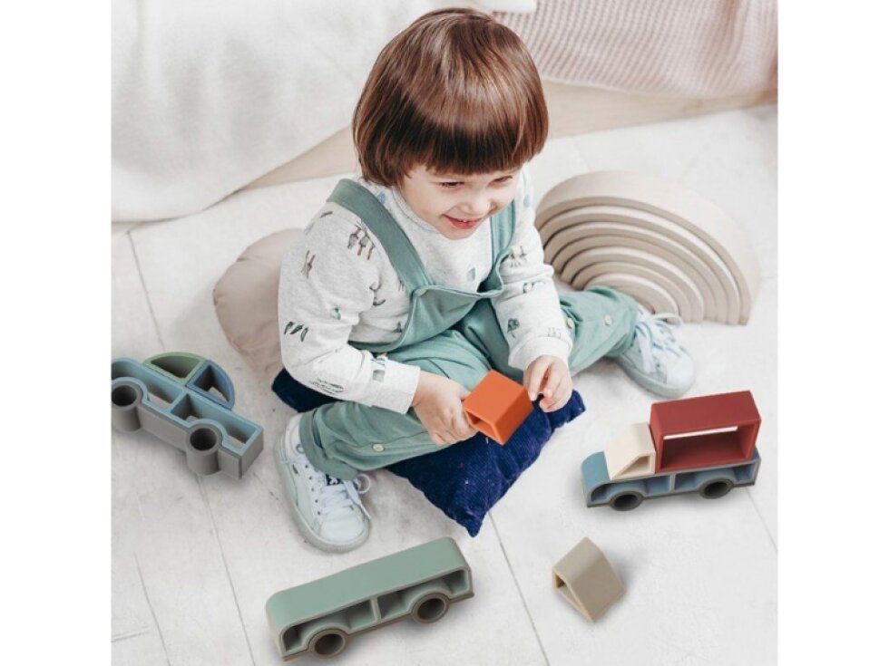 Silikonová sada aut – 14dílná stavebnice pro malé objevitele