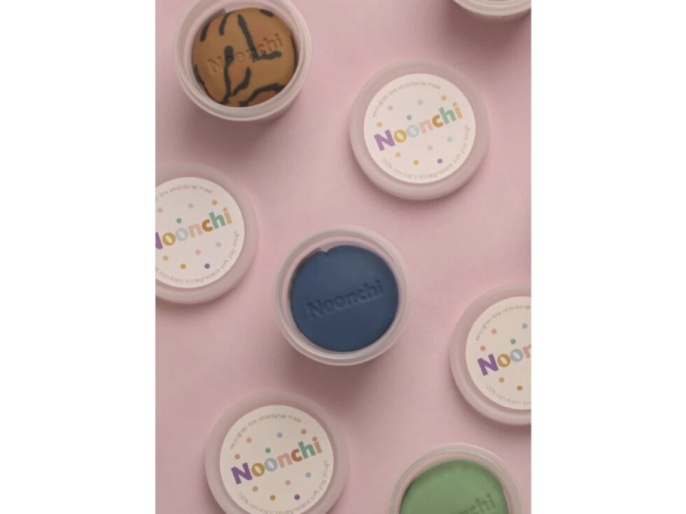 Noonchi organická modelína – zářivě modrá | MAJORELLE (100g kelímek)