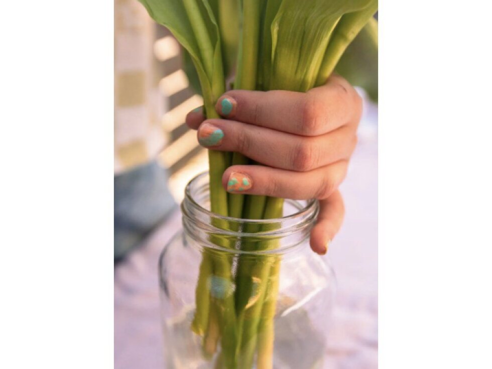 Lak na nehty na vodní bázi - peach