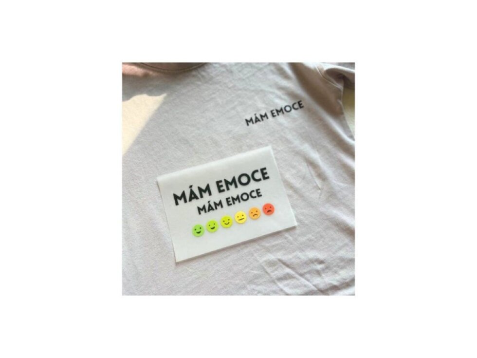 Nažehlovačky na oblečení - Mám emoce