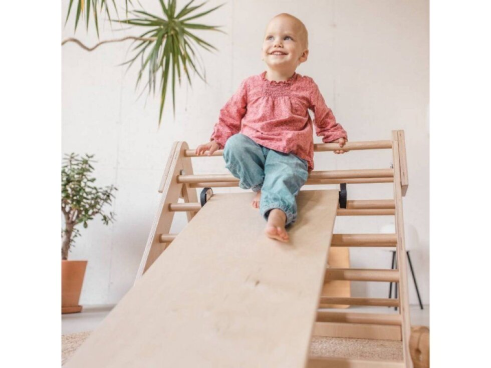 Climbou Desk