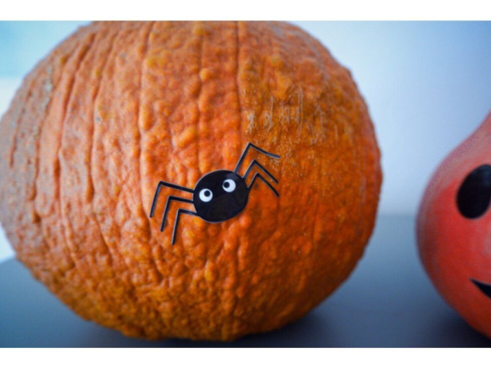 Vysoce lepící samolepky na dýně – strašidelná výzdoba bez práce a nepořádku!