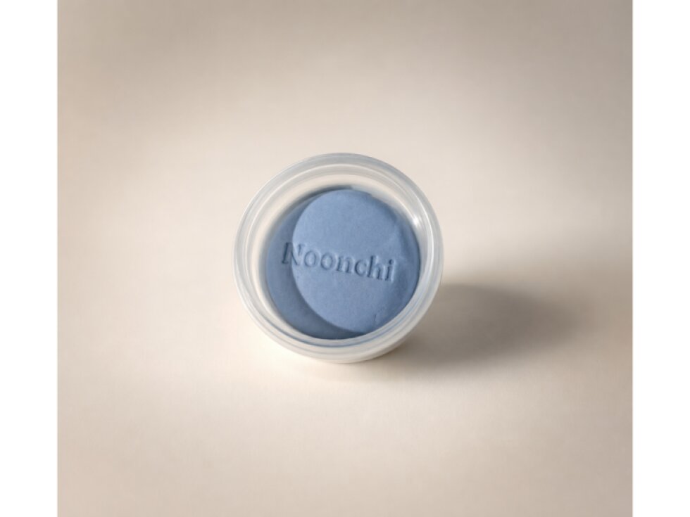 Noonchi organická modelína – bouřkově modrá | PERIWINKLE (100g kelímek)