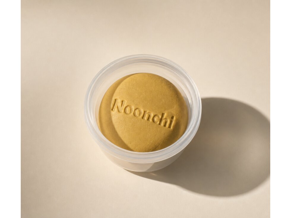 Noonchi organická modelína – hořčicově žlutá | DIJON (100g kelímek)