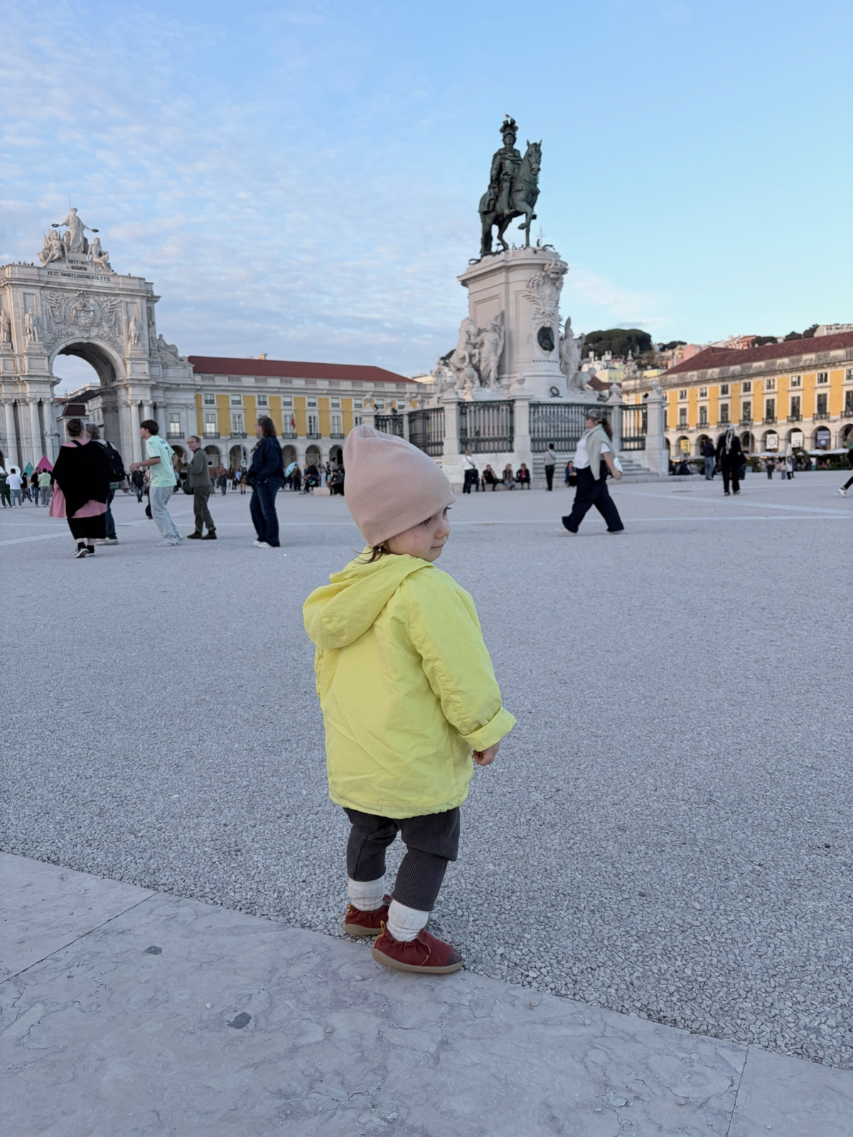 Hračky podle věku: Jak správně vybrat a vyhnout se chybám
