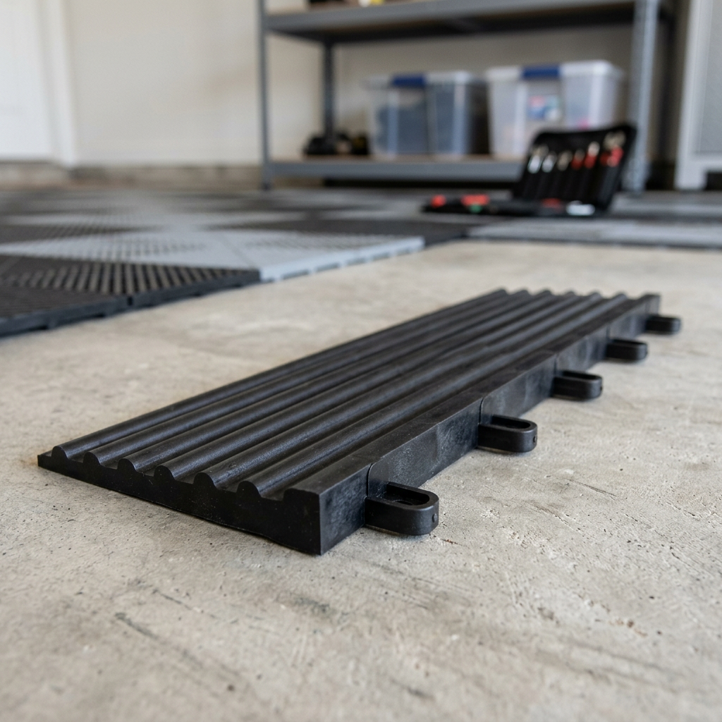Nájezdová hrana modulární podlahy samice Maxton Floor Edge Tile Female V2
