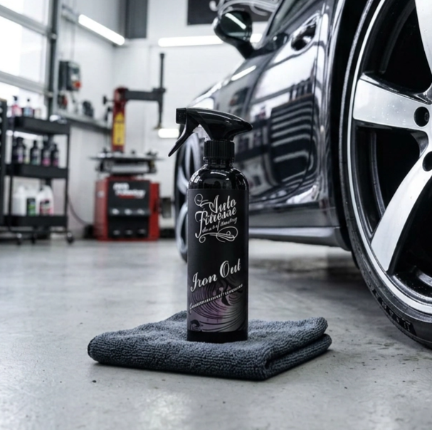 Auto Finesse Iron Out Contamination Remover 500 ml odstraňovač polétavé rzi