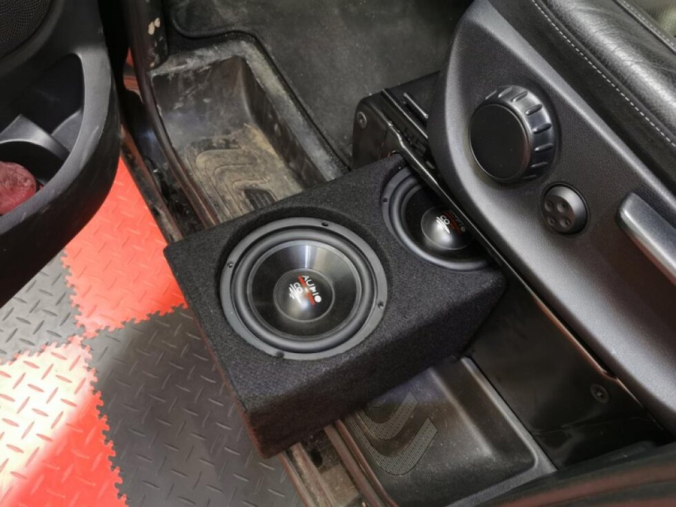 Subwoofer Audio System pro VITO / V class W447