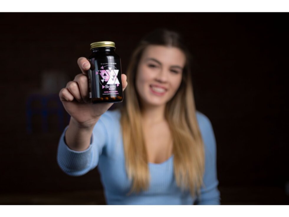 BrainMax Women Beauty Bomb® vlasy nehty pleť 90 rostlinných kapslí