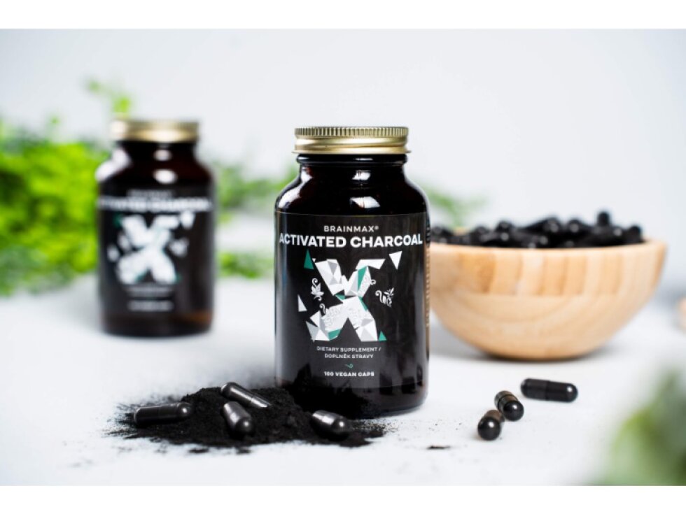 BrainMax Activated Charcoal aktivní uhlí z kokosových skořápek 575 mg 100 rostlinných kapslí