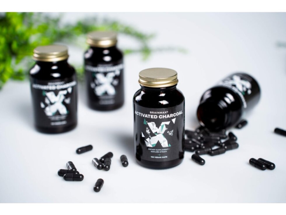 BrainMax Activated Charcoal aktivní uhlí z kokosových skořápek 575 mg 100 rostlinných kapslí
