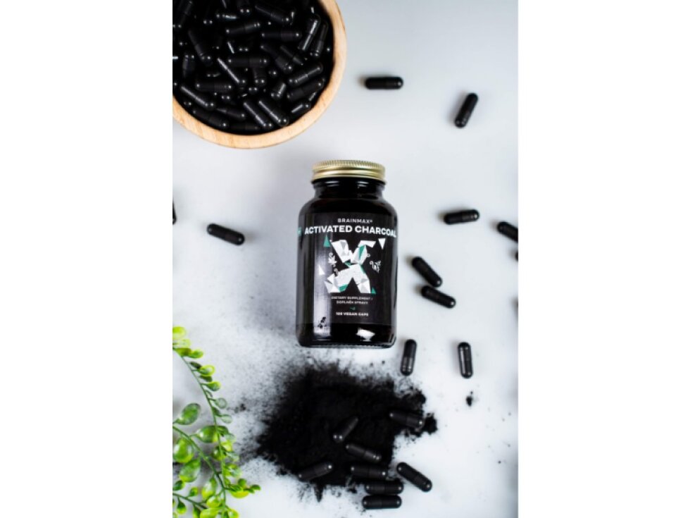 BrainMax Activated Charcoal aktivní uhlí z kokosových skořápek 575 mg 100 rostlinných kapslí