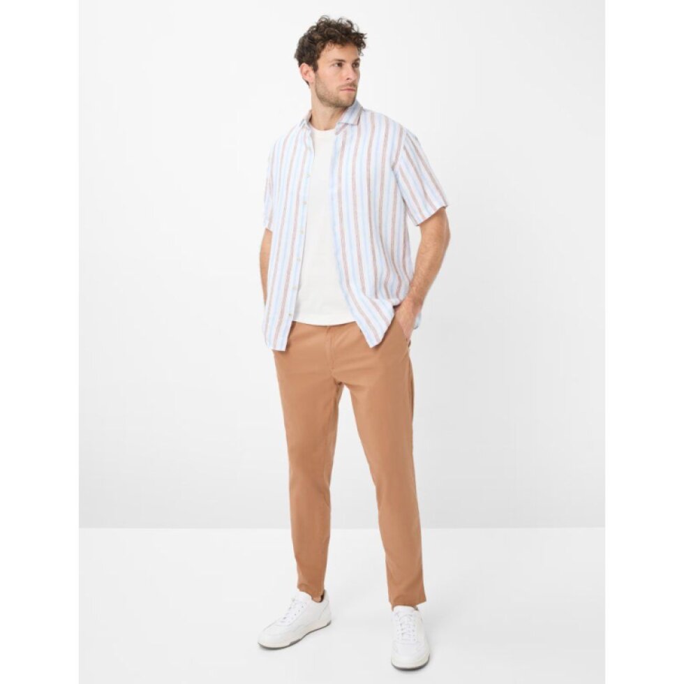 Pánske ultraľahké bavlnené chino nohavice BRAX relaxed slim fit